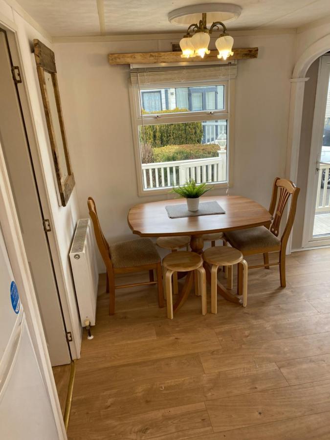Villa Rustic Retreat On Southview Skegness Exterior foto